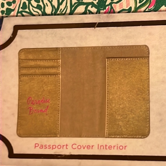 Lilly Pulitzer Travel 3pcs Set Cheek To Cheek One Size Brand New in Plastic Bag - Picture 5 of 6
